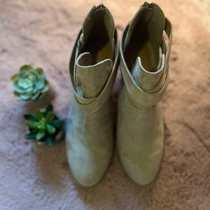 Maurice’s ankle boots